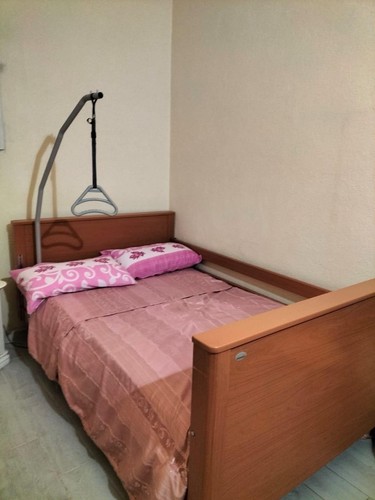 Letto assistenziale per
